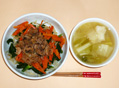 ビビンバ丼と白菜・かぶの味噌汁
